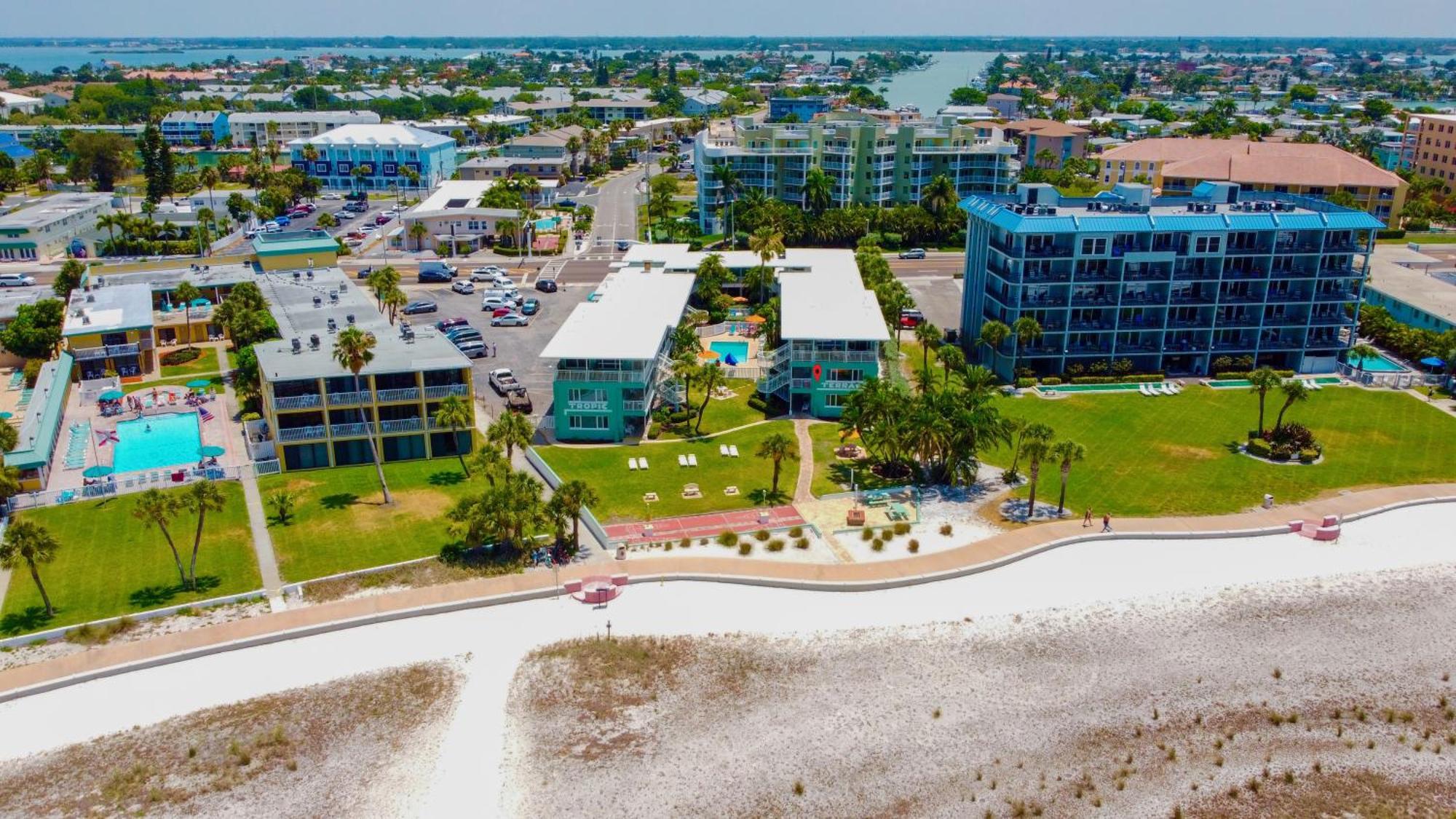 Tropic Terrace #41 - Beachfront Resort St. Pete Beach Exterior foto