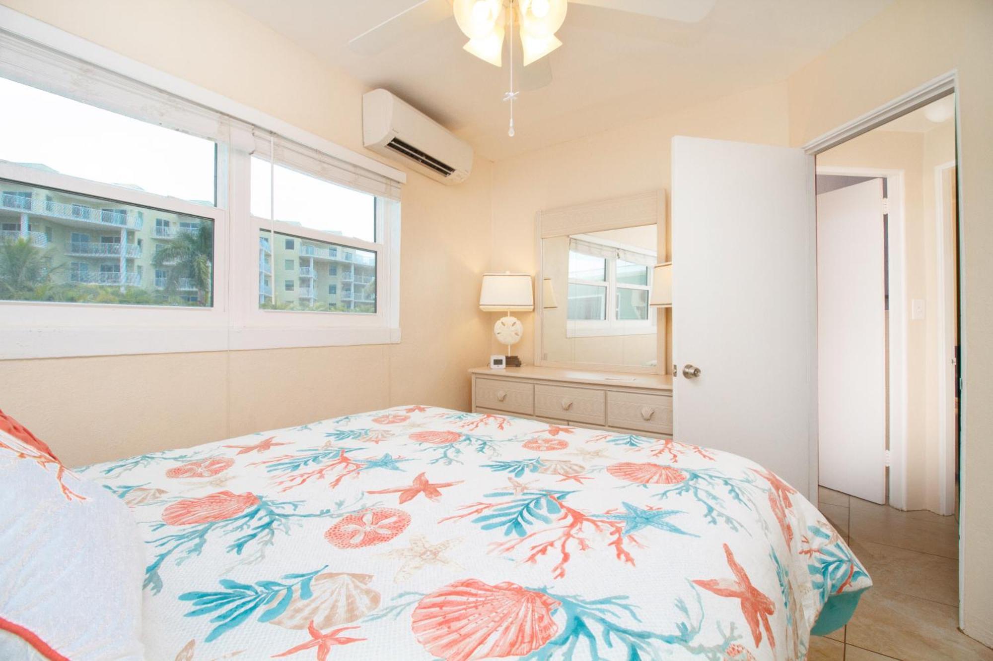 Tropic Terrace #41 - Beachfront Resort St. Pete Beach Exterior foto